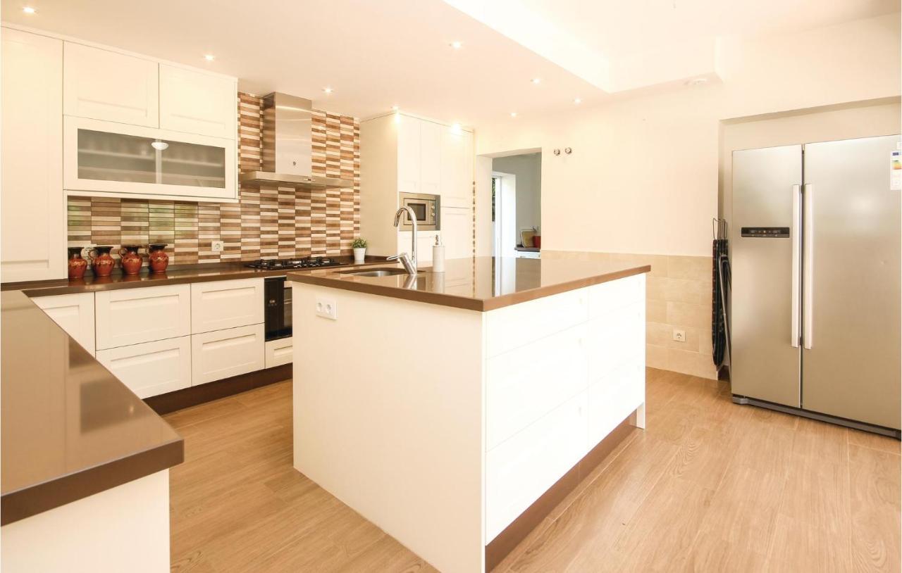 Nice Home In Ojen, Marbella With House Sea View エクステリア 写真